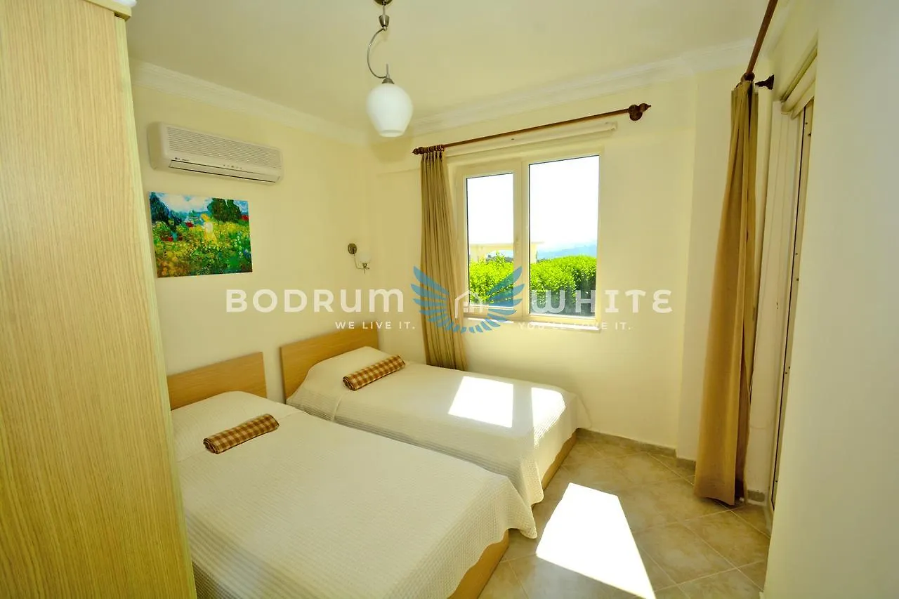 Bodrum FCC 2 Bedroom Lakeview Garden Holiday Apartment A70 0*, Boğaziçi