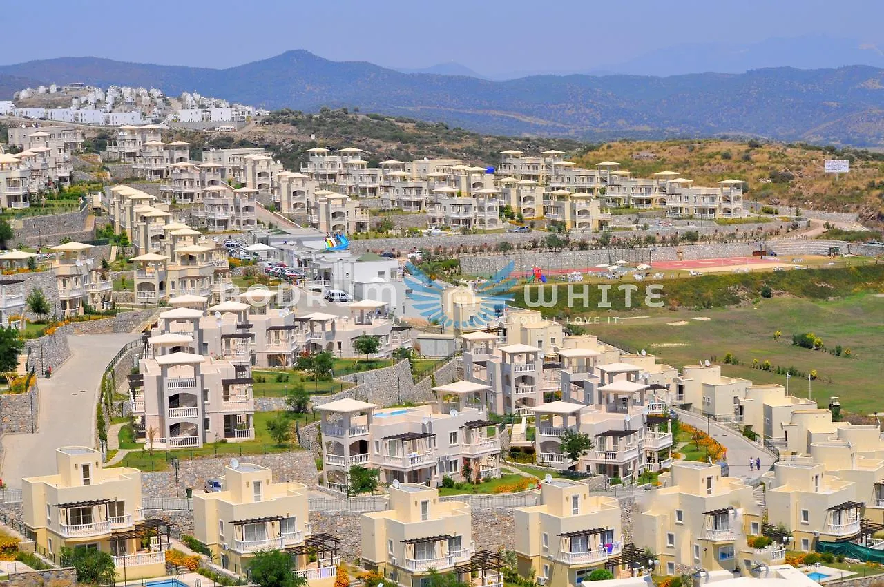 Bodrum FCC 2 Bedroom Lakeview Garden Holiday Apartment A70 Türkiye