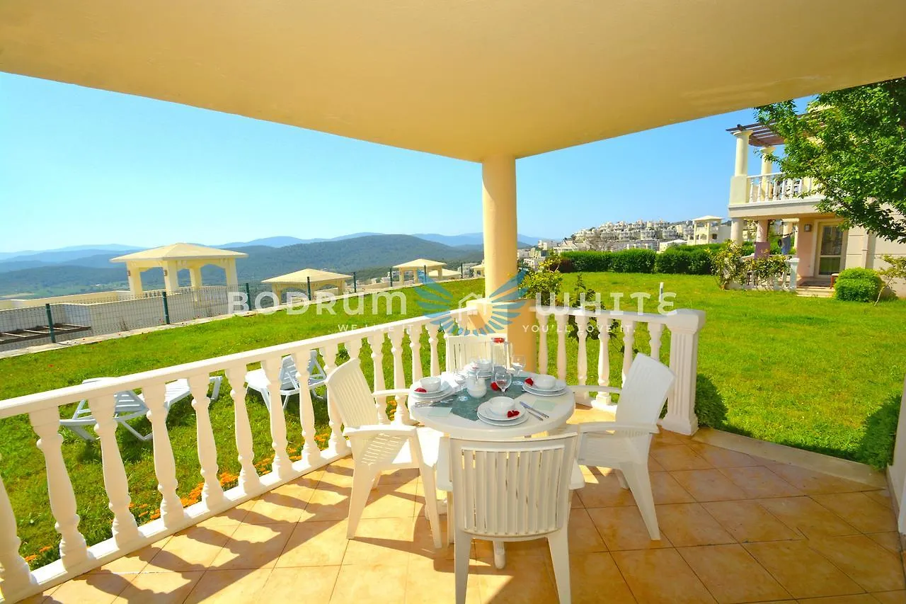 Tatil Evi Bodrum FCC 2 Bedroom Lakeview Garden Holiday Apartment A70 Türkiye