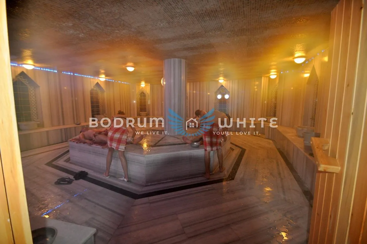 Bodrum FCC 2 Bedroom Lakeview Garden Holiday Apartment A70 Tatil Evi Boğaziçi
